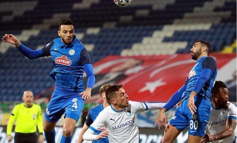 turun-ilk-oyununda-2-qol