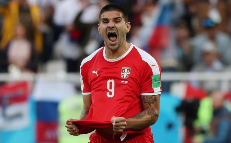 serbiya-millisinin-hucumchusu-koronavirusa-yoluxdu