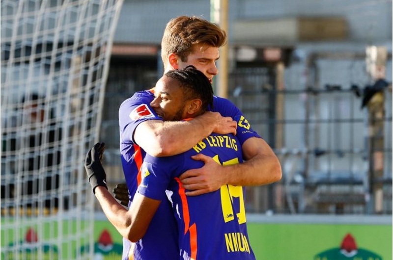 leyptsiqden-ardicil-6-ci-qelebe