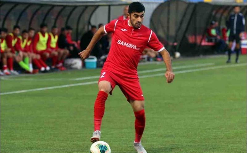 keshlenin-futbolchusu-koronavirusa-yoluxdu