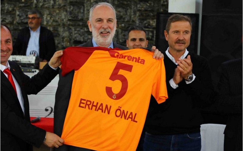 qalatasarayin-sabiq-futbolchusu-vefat-etdi