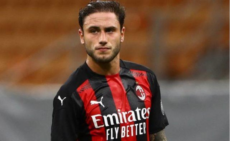 milan-azarkeshleri-bu-xebere-uzuldu