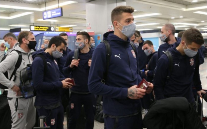 serbiya-millisi-bakiya-itkilerle-gelir