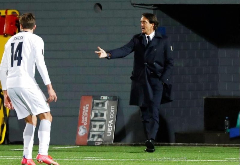 italiya-son-25-oyunda-meglub-olmayib