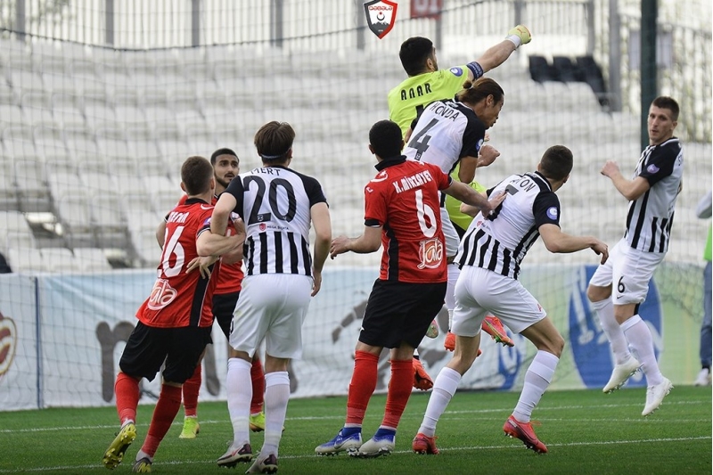 neftchi-bele-xal-itirdi