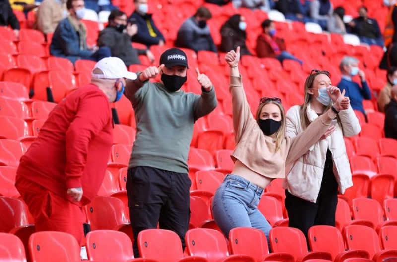 azarkeshler-stadiona-buraxildi