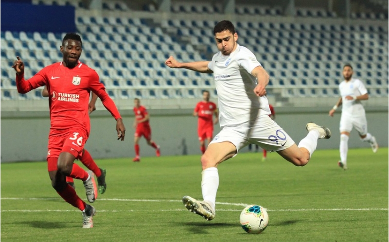 ramil-sheydayev-neftchinin-legionerine-cavab-verdi