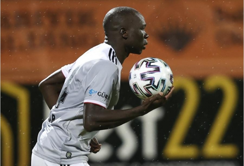 istanbul-derbisinde-itki