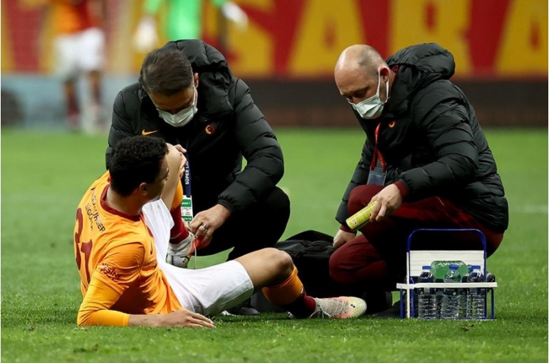 qalatasarayda-shok-itki