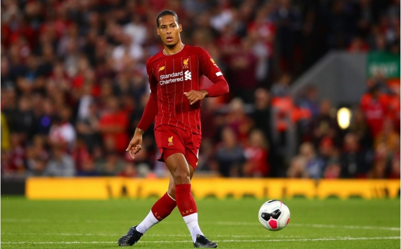 liverpulun-futbolchusu-avropa-chempionatindan-imtina-etdi