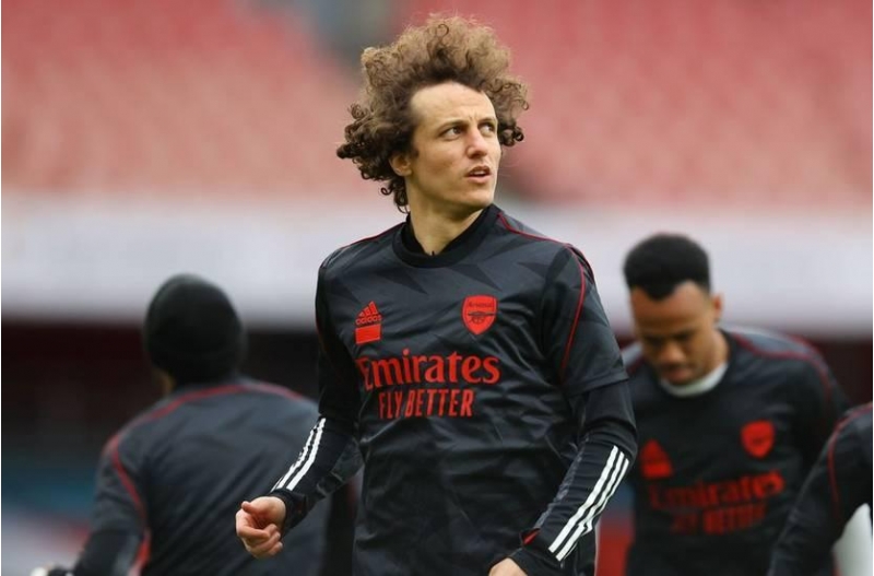 ulduz-futbolchu-komandadan-gedir-2