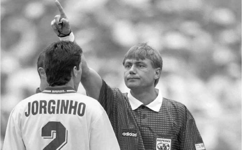 dch-1994-un-finalini-idare-etmish-meshhur-futbol-hakimi-vefat-etdi