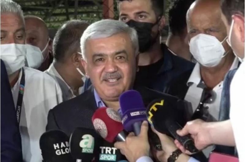 rovneq-abdullayev-azerbaycanda-turkiyenin-qelebelerini-izleyeceyik