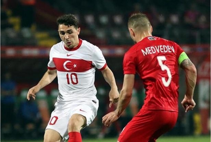 meydanda-hem-azerbaycanca-hem-de-turkce-danishirdilar