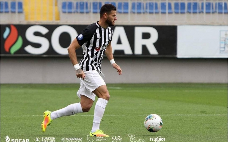 neftchi-legioneri-ile-yollarini-ayirdi-zire-isteyir