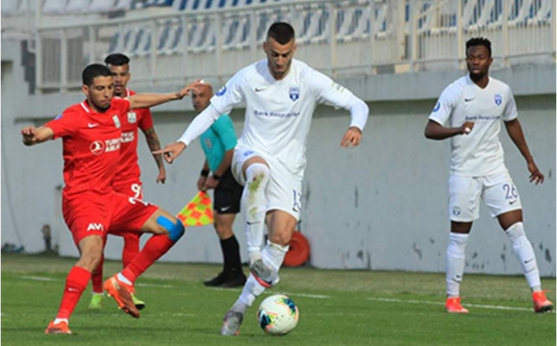 sabah-serbiyali-futbolchu-ile-vidalashdi