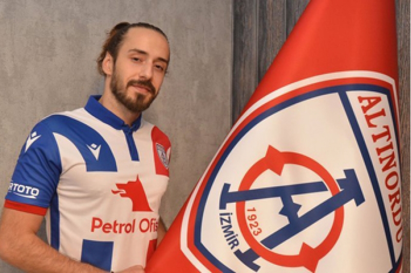 millimizin-sabiq-uzvu-turkiye-klubu-ile-vidalashdi