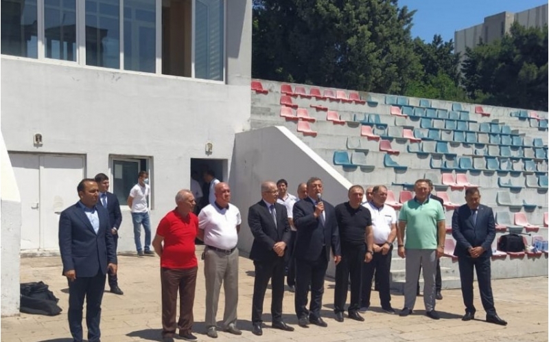 bakida-qarabag-azerbaycandir-futbol-turniri-start-goturdu