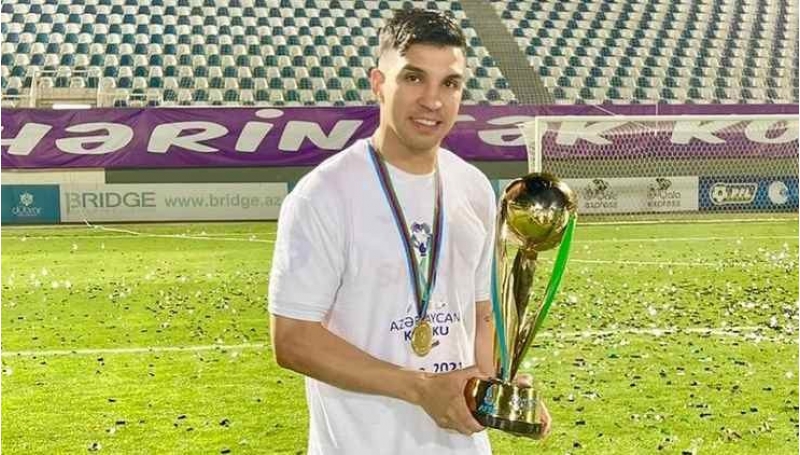 neftchi-yeni-transferini-resmileshdirdi-2