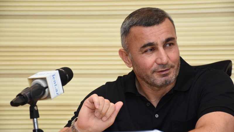 qurban-qurbanov-arxamca-danishirlar-ki