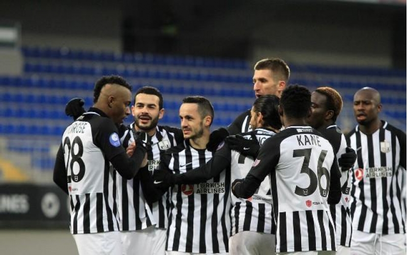 neftchi-spartakla-uz-uze