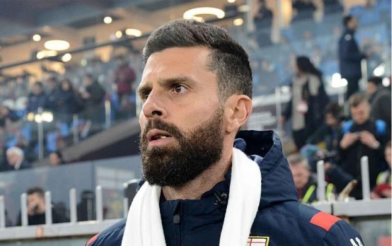 ulduz-futbolchunun-yebi-komandasi