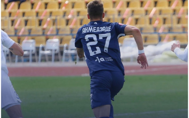 futbolchumuzun-klubu-premyer-liqada