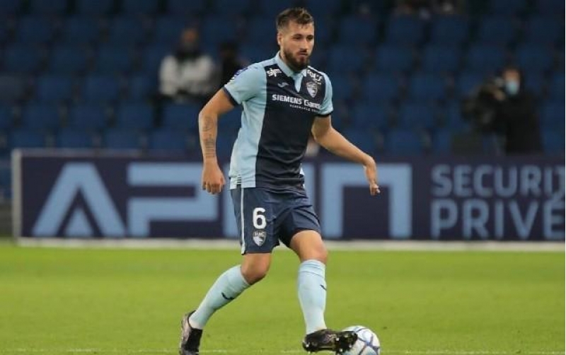 neftchisen-yeni-transfer