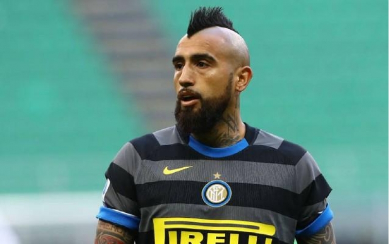 ulduz-futbolchu-uchun-davam-yoxsa-tamam