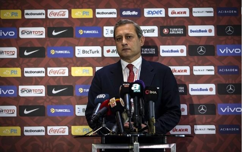 qalatasaray-ulduzlari-ile-vidalashir