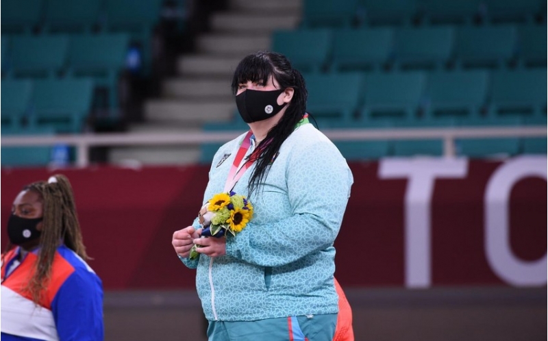 olimpiya-mukafatchimiz-soyadini-deyishdi