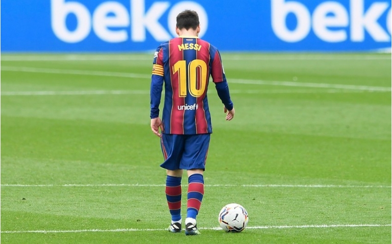 messi-psj-ile-danishiqlar-aparir