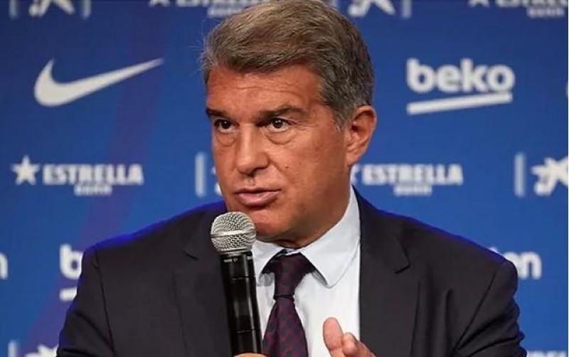 laporta-messi-barselonada-qalmaq-isteyirdi