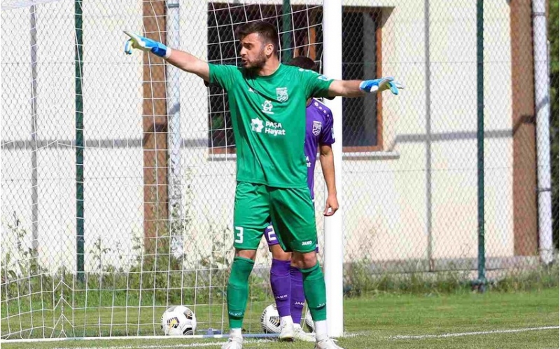 millimizin-qapichisi-zedelendi