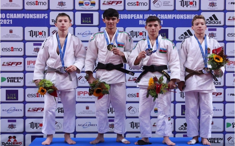 cudochularimizdan-shou-bir-gunde-3-qizil-1-gumush-2-burunc-medal