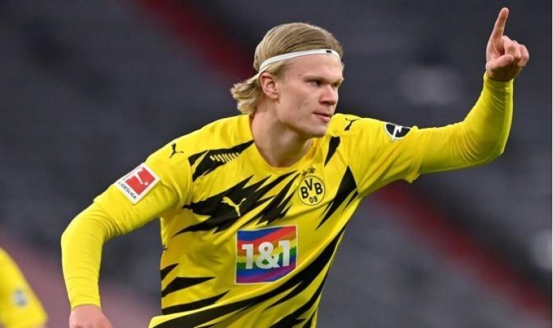 ulduz-futbolchunun-qiymeti-qalxdi