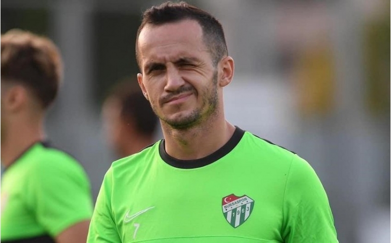 namik-turkiyede-ilk-20-likde