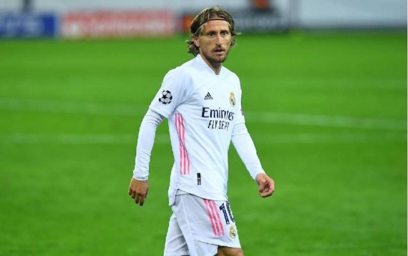 arda-turan-xorvatiyali-futbolchunu-isteyir-