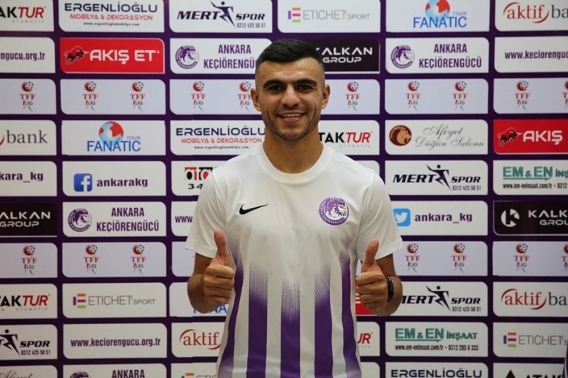 azerbaycanli-futbolchu-turkiyede-90-deqiqe-oynadi