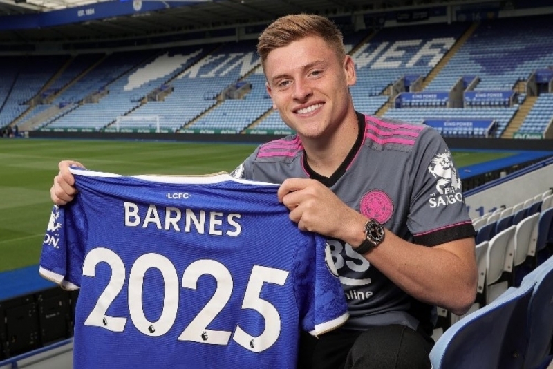 lester-onu-komandada-saxlayir