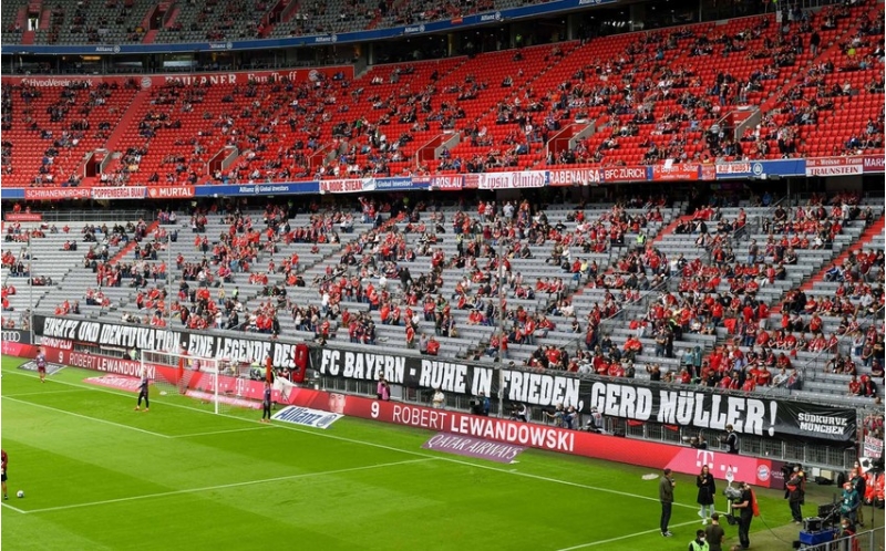 azarkeshlere-shad-xeber-ev-oyunlarina-25-min-tamashachi-qatila-biler