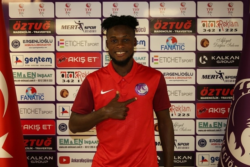 isgenderiyye-nigeriyali-komanda-yoldashi