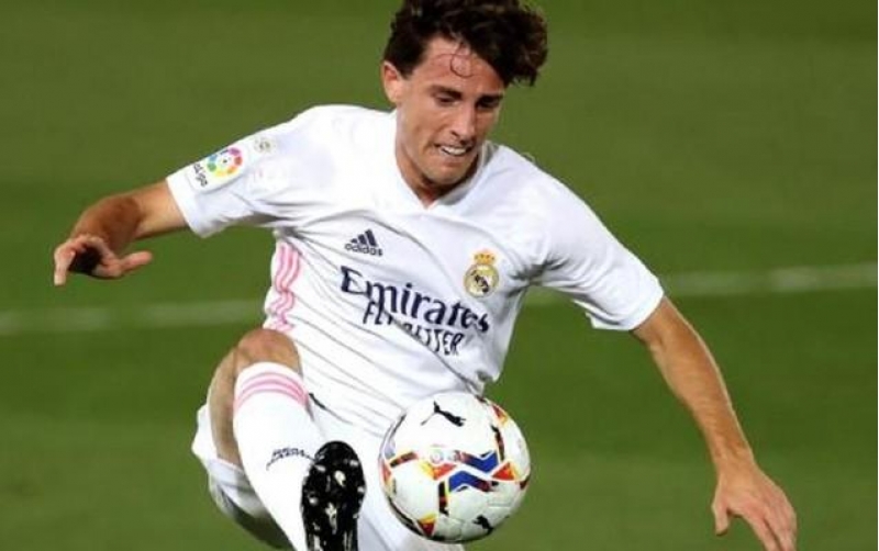 alvaro-italiya-klubunda