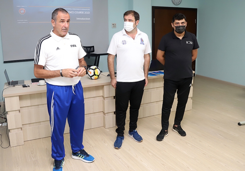 affa-nin-teshkilatchiligi-ile-pro-kursu-kechirilir