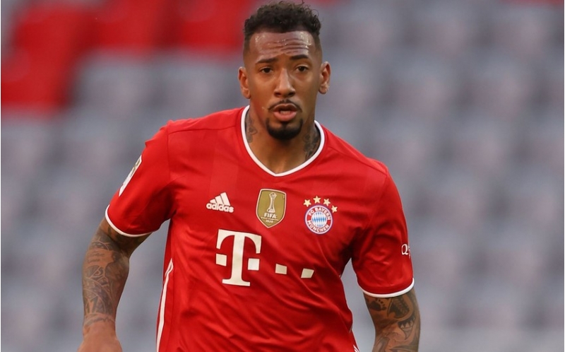 bavariyadan-ayrilan-dunya-chempionu-fransa-klubuna-kechib