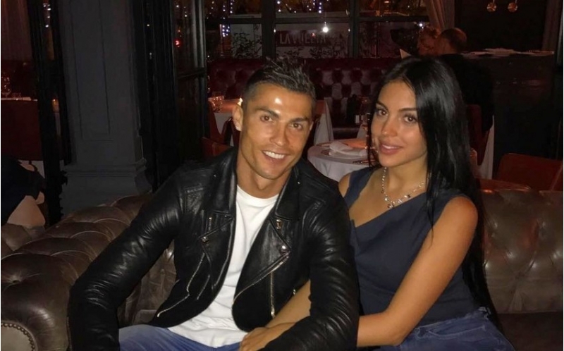 ronaldonun-sevgilisinin-filmi-chixacaq