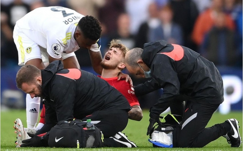 liverpulun-futbolchusu-emeliyyat-olunacaq