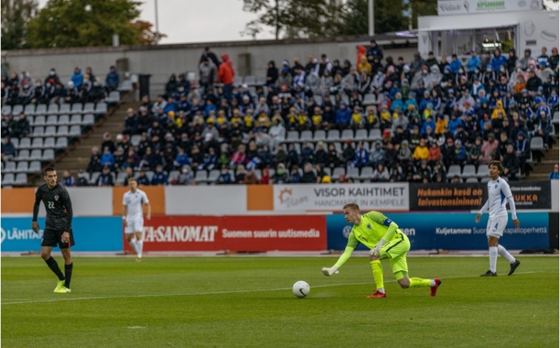 azerbaycan-millisi-ile-oyuna-cezali-futbolchu-chagirilib