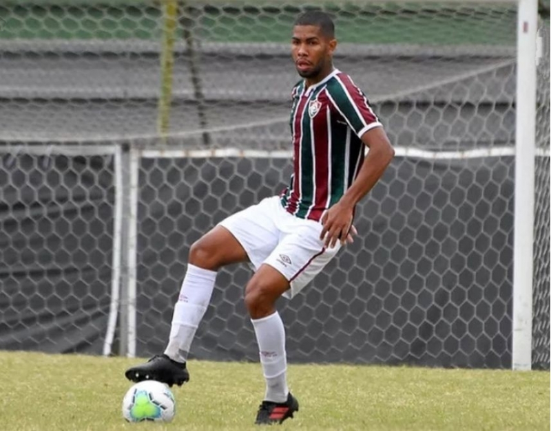 braziliyali-futbolchu-sabahda-