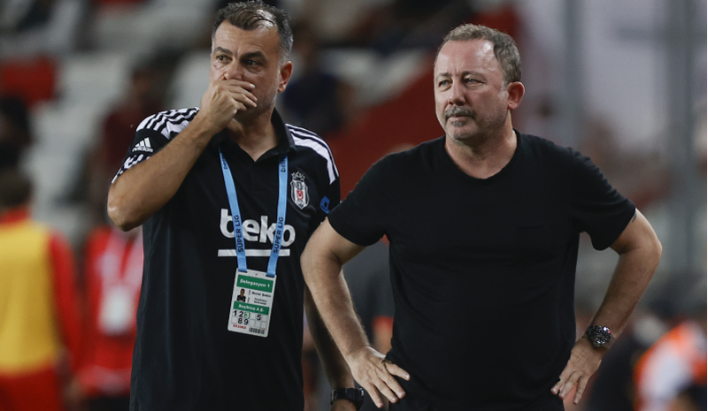 beshiktash-shokda-11-nefer-meydana-chixa-bilmeyecek